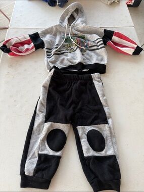 Vintage 1980s Croissant Colorblock Sweatpants & Hoodie Set